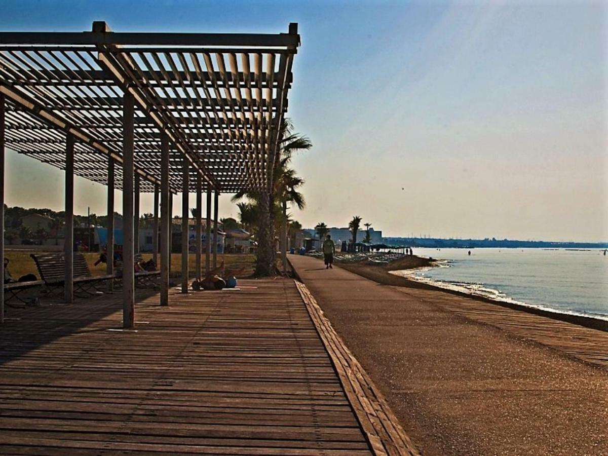 Easystay Two Bedroom Apartment Larnaca Ngoại thất bức ảnh